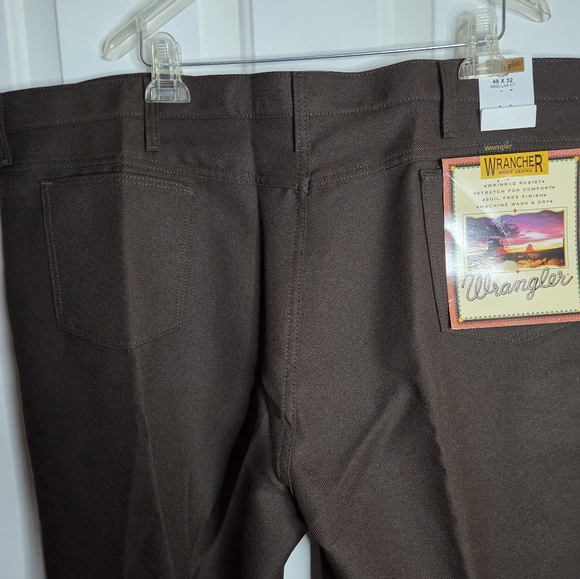 Mens Wrangler Wrancher Wrinkle Resistent Pants 48x32 Brown NWT - Picture 5 of 7